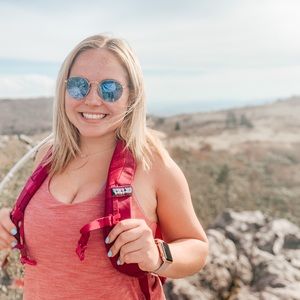 Meet your Posher, Lauren